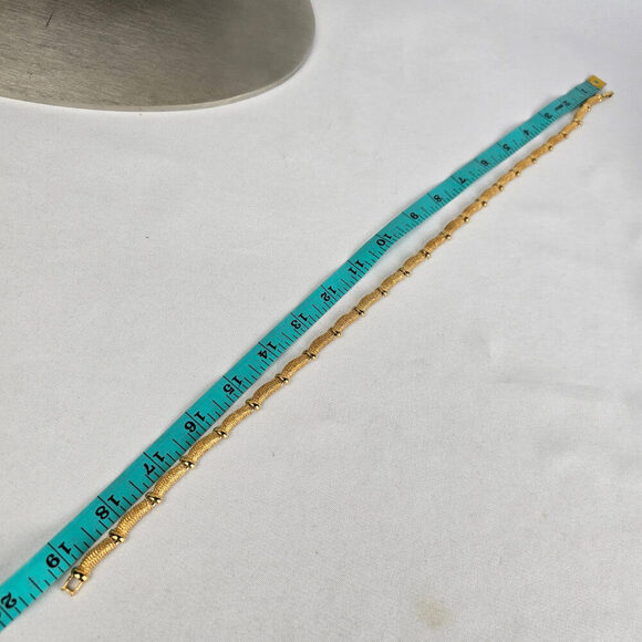 Vintage Avon Gold Tone Textured Chain Link Necklace - Picture 6 of 6